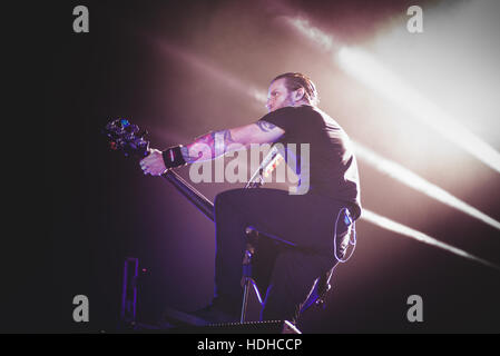 Casalecchio Di Reno, Italien. 9. Dezember 2016. Alter Bridge die Unipol Arena für ihre "The Last Hero" live Tour 2016 © Alessandro Bosio/Pacific Press/Alamy Live News Stockfoto