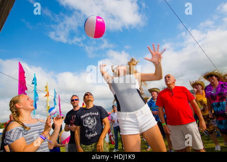 Die 2016 großen Tribut, Musikfestival am Stadtrand von Aberystwyth Wales UK, jedes Jahr am August Bank Holiday Wochenende. Stockfoto