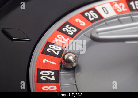 Casino Roulette Detail mit Ball in Nummer sieben. Glücksspiel. Horizontale Stockfoto