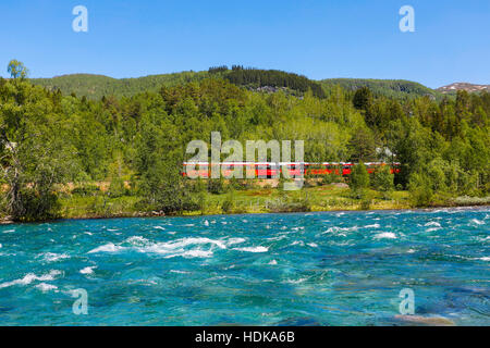 Trainieren Sie Oslo - Bergen in Bergen. Norwegen. Stockfoto