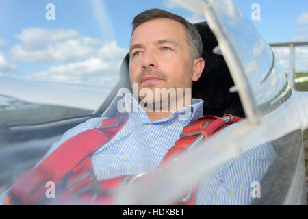 Co-pilot im Segelflugzeug Take-off bereit Stockfoto