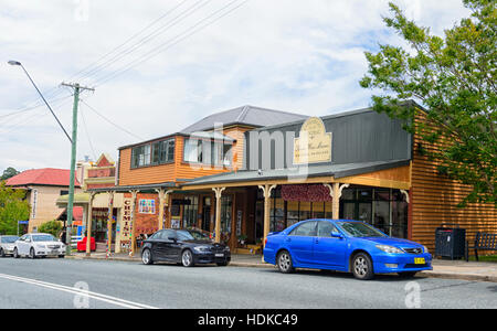 Erbe Geschäfte im Cobargo, eine kleine ländliche touristische Stadt, New South Wales, NSW, Australien Stockfoto