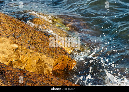 Steinen der Meer Mole. Horizontales Bild. Stockfoto