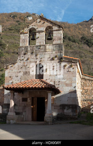 San Pedro Church, Pola de Somiedo, Asturien Stockfoto