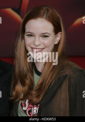 Danielle Panabaker bei der Premiere für "The Incredibles" am 24. Oktober 2004 in Los Angeles, Kalifornien. Bildnachweis: Francis Specker Stockfoto