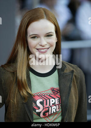 Danielle Panabaker bei der Premiere für "The Incredibles" am 24. Oktober 2004 in Los Angeles, Kalifornien. Bildnachweis: Francis Specker Stockfoto