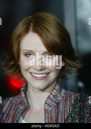 Bryce Dallas Howard bei der Premiere für "Friday Night Lights" am 6. Oktober 2004 in Los Angeles, Kalifornien. Bildnachweis: Francis Specker Stockfoto