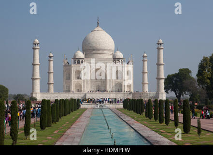 Das Taj Mahal-Mausoleum, Südansicht, Uttar Pradesh, Indien Stockfoto
