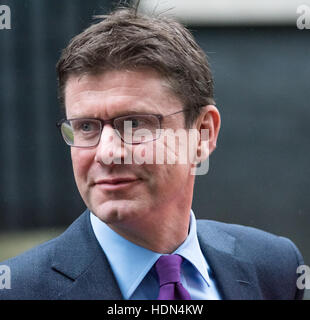 London, UK. 13. Dezember 2016.  Greg Clark, Wirtschaftsminister, Blätter 10 Downing Street Credit: Ian Davidson/Alamy Live News Stockfoto