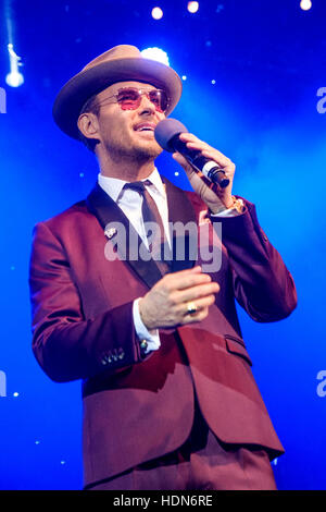 London, UK. 12. Dezember 2016. Matt Goss auf 12.12.2016 bei O2 Shepherds Bush Empire. Matt Goss führt seine "A Matt Goss Christmas". Picture by Credit: Julie Edwards/Alamy Live-Nachrichten Stockfoto