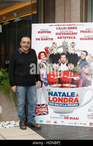 Rom, Italien. 14. Dezember 2016. Nino Frassica besucht den Fototermin des Films "Natale ein Londra" Visconti Hotel am 14. Dezember 2016 in Rom, Italien. Bildnachweis: Fulvio Dalfelli/Alamy Live-Nachrichten Stockfoto