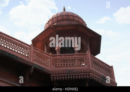 Rote Tempel oder Nasiyan Jain Temple View. Prithivi Raj Marg nahe Mahaveer Kreis in der Mitte der Stadt Ajmer, Rajasthan Indien liegt. Stockfoto