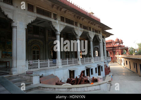 Rote Tempel oder Nasiyan Jain Temple View. Prithivi Raj Marg nahe Mahaveer Kreis in der Mitte der Stadt Ajmer, Rajasthan Indien liegt. Stockfoto