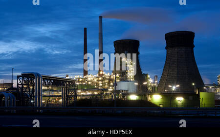 Deutschland, Köln, die Shell Rheinland Raffinerie im Stadtteil Godorf. Es ist die größte Raffinerie Deutschlands. Stockfoto