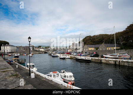 Ein Blick auf die Boote im Hafen in Castletown, Isle Of Man Stockfoto