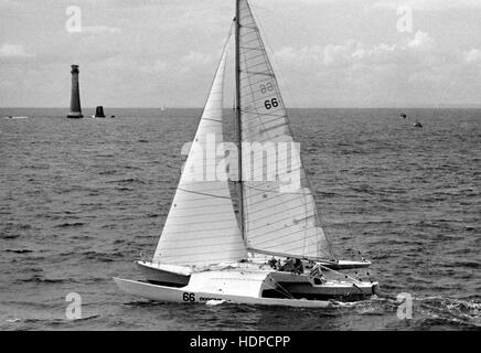 AJAXNETPHOTO. 7. JUNI 1980. PLYMOUTH, ENGLAND. -OSTAR 1980 - EINHAND-RENNEN - OLYMPUS SKIPPERED DURCH MIKE BIRCH (CAN). FOTO: JONATHAN EASTLAND/AJAX REF: 800706 9 Stockfoto
