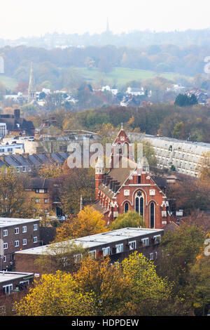 Blick Richtung Hampstead von oben Torbogen Tower, North London, Großbritannien Stockfoto