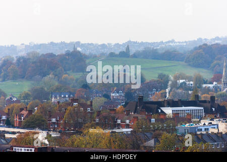 Blick Richtung Hampstead von oben Torbogen Tower, North London, Großbritannien Stockfoto