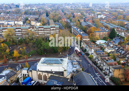 Luftaufnahme der Torbogen Ärkreiselbrecher von oben Torbogen Tower, North London, UK, November 2013. Stockfoto