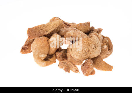 Schweinefleisch Grieben - weißer Hintergrund Stockfoto