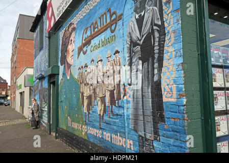 Belfast fällt Rd republikanischen Wandbild Frauen des Widerstands, Beechmount Avenue Stockfoto