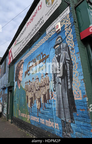 Belfast fällt Rd republikanischen Wandbild am Beechmount Ave, weibliche Widerstand Stockfoto