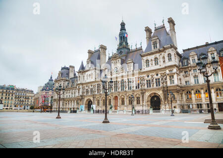PARIS - NOVEMBER 2: Rathaus (Hotel de Ville) am 2. November 2016 in Paris, Frankreich. Stockfoto