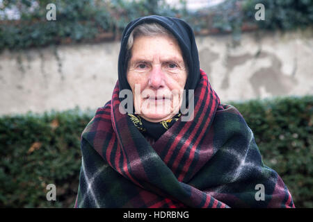 Frau trägt traditionelle Kostüm Pf Südmähren, Tschechische Republik Stockfoto