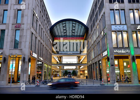 Einkaufszentrum in Berlin, Leipziger Straße, Mitte, Berlin, Deutschland Stockfoto