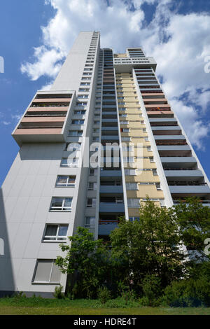 Wohnhochhaus Ideal, Fritz-Erler-Allee 120, Gropiusstadt, Neukölln, Berlin, Deutschland Stockfoto