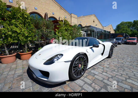 Porsche 918 Spyder, Classic Remise, Wiebestrasse, Moabit, Berlin, Deutschland Stockfoto