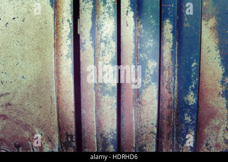 Vintage getönten abstrakte rostigen Metall der Hintergrund jedoch unscharf. Stockfoto