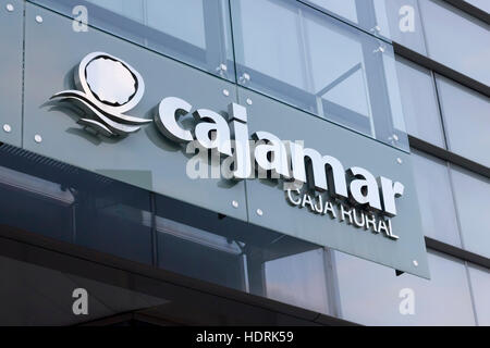 Cajamar spanische Banklogo am Hauptsitz in Madrid. Stockfoto