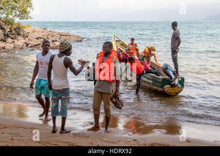 Ankunft auf Banana Island, einem ehemaligen Umschlagplatz im Sklavenhandel, Sierra Leone Stockfoto