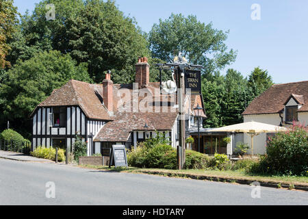 16. Jahrhundert The Swan Inn, Andover Straße, Newtown, Hampshire, England, Vereinigtes Königreich Stockfoto