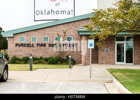 Die Stadt von Purcell, Oklahoma, öffentliche Sicherheit komplexe Gehäuse der Feuerwehr und Polizei Abteilungen. Oklahoma, USA Stockfoto