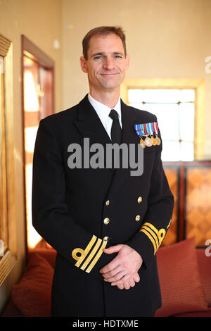 Commodore Mark Vartan von HMS Enterprise, ein Kandidat für eine Millie, The Sun militärische Auszeichnung, im Grange City Hotel in London ist. Stockfoto