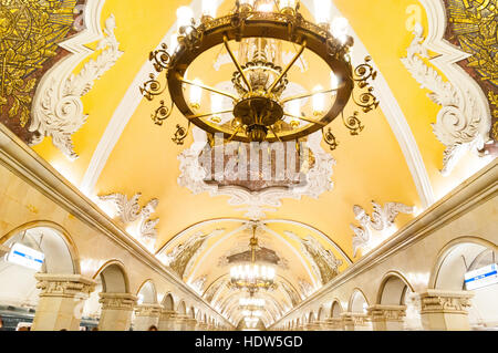 Main Hall Komsomolskaja u-Bahnstation, Moskau, Russland Stockfoto