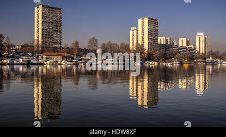 Belgrad, Serbien - eines der Wohn Teile von Zemun am Ufer der Donau Stockfoto