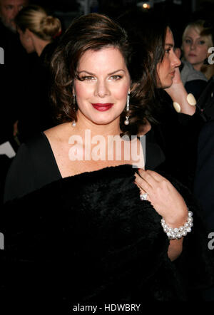 Schauspielerin Marcia Gay Harden kommt bei der 10. Annual Critics' Choice Awards in Los Angeles am 10. Januar 2005.Photo von Francis Specker Stockfoto