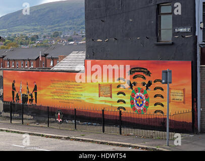 UFF Unionist Wandbild aus Glenwood St/Shankill Road West Belfast, Nordirland, Vereinigtes Königreich - A Company Bataillon Stockfoto