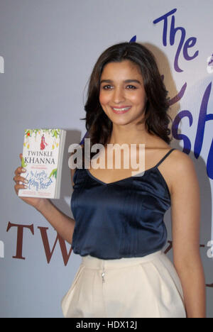 Alia Bhatt, indische bollywood-hindi-Filmschauspielerin beim Start des Buches von Twinkle Khanna Mumbai India Stockfoto