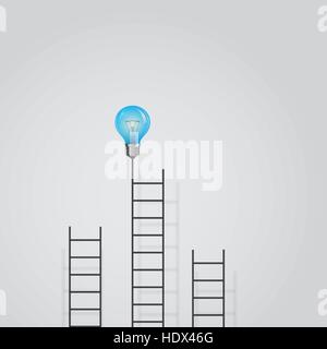 Kreative Glühbirne und Leiter unterzeichnen. Leiter zum Erfolgskonzept mit Idee Glühbirnen-Symbol. Kreative Idee und Leadership-Konzept. Business-Wettbewerb-Symbol Stock Vektor