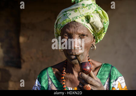 Mandinka Frau, Gambia Stockfoto