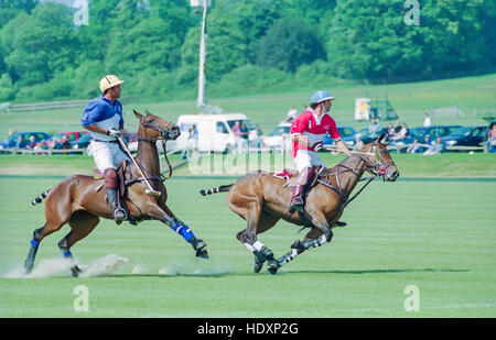 Ein Polospiel im Cowdray Park in West Sussex Stockfoto