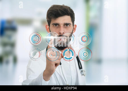 Ein close-up Portrait eines Arztes unhöflich, frustriert, verärgert Stockfoto