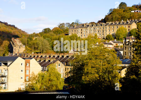 Blick auf die Yorkshire Mühle Stadt Hebden Bridge, Calderdale, West Yorkshire, England, Großbritannien Stockfoto