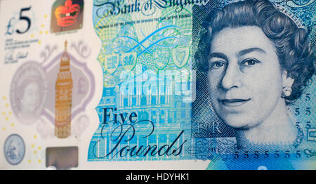 Das neue fünf-Pfund-Note, neue Fünfer ist auf einem Foto posierte in einem Studio in London, Großbritannien 12. Dezember 2016 gesehen. © Abby Deus Stockfoto