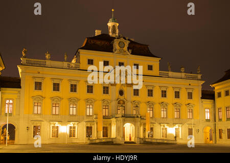 Innenhof des Palazzo Residential (Residenzschloss) in der Stadt Ludwigsburg in Baden Wuerttemburg, Deutschland. Die Stadt wurde in den frühen 170 gegründet. Stockfoto