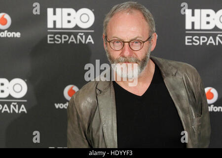 Madrid, Spanien. 15. Dezember 2016.  Liam Cunningham bei der Präsentation der neuen HBO-Kanal Spanien des Ursa-Hotels in Madrid, Spanien 15. Dezember 2016. © MediaPunch Inc/Alamy Live-Nachrichten Stockfoto